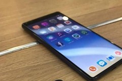 Lộ diện những hình ảnh thực tế đầu tiên của Bphone 3 trước giờ ra mắt