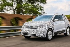 Volkswagen "khoe" nội thất hiện đại và đầy trực quan của T-Cross