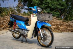 Cub Fi độ mang gam màu xanh nước biển cùng những món đồ chơi kiểng