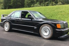 Độc đáo Mercedes C63 AMG “trá hình” thành xe cũ Mercedes 190