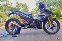 Exciter 150 độ hàng loạt món đồ chơi cùng dàn áo bao phủ bởi chất liệu Carbon fiber