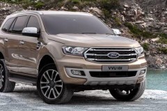 Ford Everest phiên bản nâng cấp chốt giá từ 1,28 tỷ đồng tại Malaysia