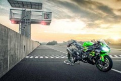 Kawasaki Ninja ZX-6R 2019 - đối thủ của Yamaha YZF-R6 ra mắt, giá 256 triệu VNĐ