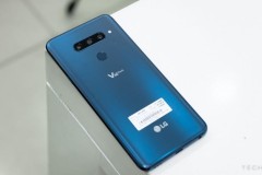 Những chiếc LG V40 ThinQ đầu tiên đã về Việt Nam, giá 17,9 triệu đồng