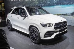 Mercedes GLE 2020 lộ diện và tỏa sáng tại Triển lãm Ô tô Paris 2018