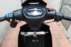 Sirius độ siêu máu với đồng hồ thừa hưởng từ quái thú Z1000