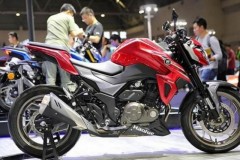 Suzuki GSX-S300 2019 phải đổi tên thành Haojue DR300 khi tới Trung Quốc