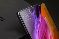 Xiaomi Mi MIX 3 bất ngờ lộ diện cấu hình và giá bán trước khi ra mắt
