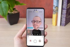 Phụ nữ muốn có iPhone Xs còn nam giới thì chờ đợi Galaxy S10 ra mắt