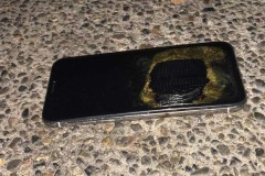 Apple tìm nguyên nhân vụ iPhone X phát nổ khi đang cập nhật iOS 12.1