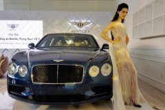 Bentley giới thiệu Flying Spur V8 S, với trang bị cao cấp hơn, giá 16,868 tỷ đồng
