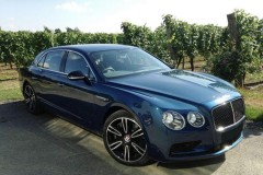 Bentley Flying Spur V8 S và Lamborghini Urus sắp được giới thiệu tại Sài Gòn