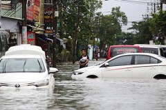 Hướng dẫn tài xế thoát khỏi tình trạng ôtô bị thủy kích một cách an toàn