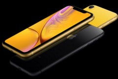 3 smartphone sở hữu màn hình hiển thị tốt và có giá “mềm” hơn iPhone XR