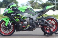 Kawasaki ZX-10R đầy lôi cuốn với tùy chỉnh đặc biệt