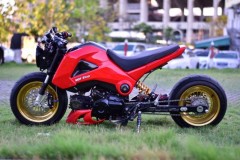 MSX 125: quái vật lùn mang đôi chân kinh dị trên đất Thái