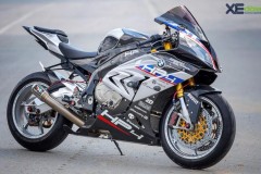 BMW S1000RR được chủ "chi đậm" để trang bị loạt đồ chơi đẳng cấp