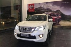 Nissan Terra 2018 đã về tới đại lý Hà Nội, chuẩn bị được mở bán