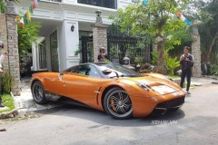 Đại gia Minh "nhựa" chi tổng cộng 47 tỷ đồng để tậu Pagani Huayra