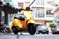 Vespa Sprint độ phong cách Bumblebee vô cùng nổi bật
