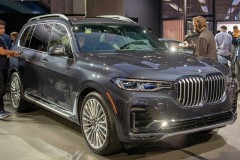 Cận cảnh BMW X7 đẹp long lanh lần đầu xuất hiện trước công chúng