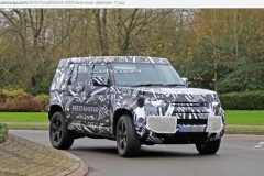 Bắt gặp nguyên mẫu thử nghiệm của Defender 2020 trong lớp ngụy trang kín mít