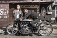 BMW Motorrad “khoe” động cơ mới bằng xe độ siêu đẹp