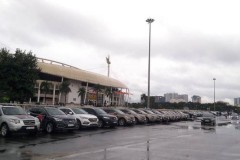 Gần 80 xe Hyundai SantaFe xếp hình dưới mưa tạo nên số 5 khổng lồ