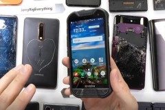 Kyocera Duraforce Pro 2 là chiếc smartphone bền nhất năm 2018 theo JerryRigEverything
