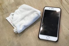 Bí quyết cực đơn vệ sinh iPhone vừa nhanh vừa sạch: Đơn giản nhưng không phải ai cũng biết