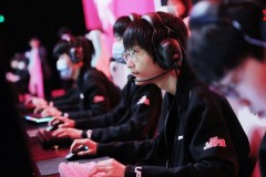 FPX Tian sẽ không thể tiếp tục thi đấu LPL Mùa Xuân 2021