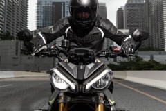 Triumph Speed Triple 1200 RS 2021 mới chính thức ra mắt