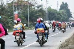 Đi xe máy về quê ăn TẾT cần chú ý điều gì?