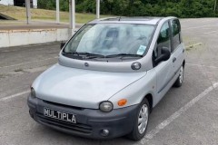 Đây là mẫu xe gia đình kỳ lạ và xấu xí bậc nhất thế giới