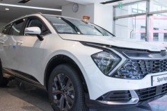 Ngắm thiết kế "bằng xương, bằng thịt" của Kia Sportage 2022 tại đại lý, sẵn sàng đối đầu Honda CR-V
