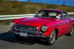 Chiếc Volvo P1800 1966 huyền thoại này đã chạy trên 5 triệu km trong 50 năm qua