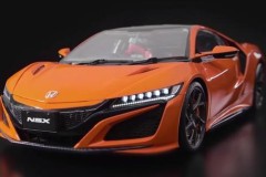 Mô hình Acura NSX cực chi tiết này có đèn và âm thanh động cơ như thật