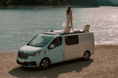 Renault Hippie Caviar Hotel - Mẫu concept van cắm trại sang trọng như phòng khách sạn