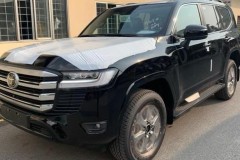 Toyota Land Cruiser 2022 đầu tiên về Việt Nam, nhập từ Nhật Bản, cắt đi nhiều trang bị