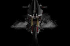 Aprilia Caponord V4 lộ diện nguyên mẫu thiết kế