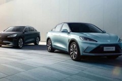 Cuộc "xâm lấn" của các ông lớn công nghệ vào thị trường sản xuất xe điện