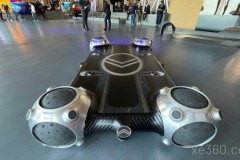 Mẫu xe độc đáo được trang bị lốp hình cầu