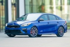 Những mẫu xe ô tô dưới 1 tỷ nên mua 2021