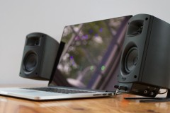 Nâng cấp âm thanh cho góc làm việc với Klipsch ProMedia 2.1 Bluetooth