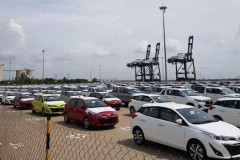 Xe ô tô nhập khẩu từ Nga bất ngờ thấp chưa từng có, trung bình chỉ 381 triệu đồng