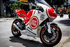 Nhìn qua ngỡ sportbike 2 kỳ “hàng kịch độc” Suzuki RGV250, hoá ra chiếc xe này là “hàng fake” từ Suzuki Bandit 250