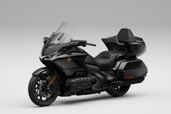 Honda ra mắt Gold Wing 2021 - Dang cánh mở đường trên khắp cung đường Việt