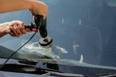 Những điều cần phải biết khi di chuyển bằng ô tô trong mưa bão