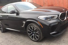 SUV Coupe "hàng đỉnh" BMW X6 M G06 đầu tiên cập cảng Việt Nam