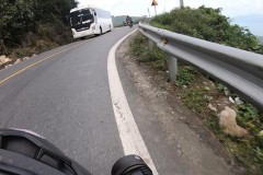 Vào cua sao cho an toàn khi tầm nhìn bị hạn chế